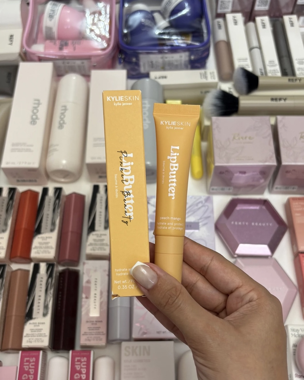 لیپ باتر Kylie Skin