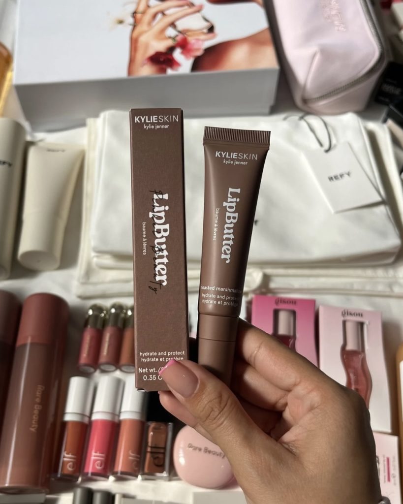 لیپ باتر Kylie Skin