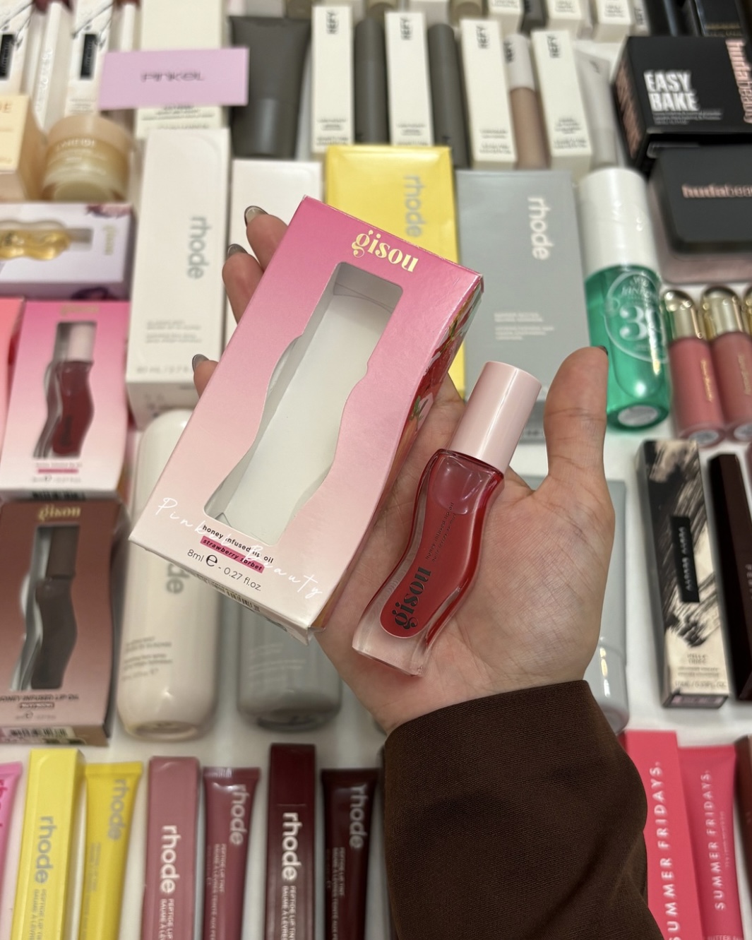 لیپ اویل Gisou