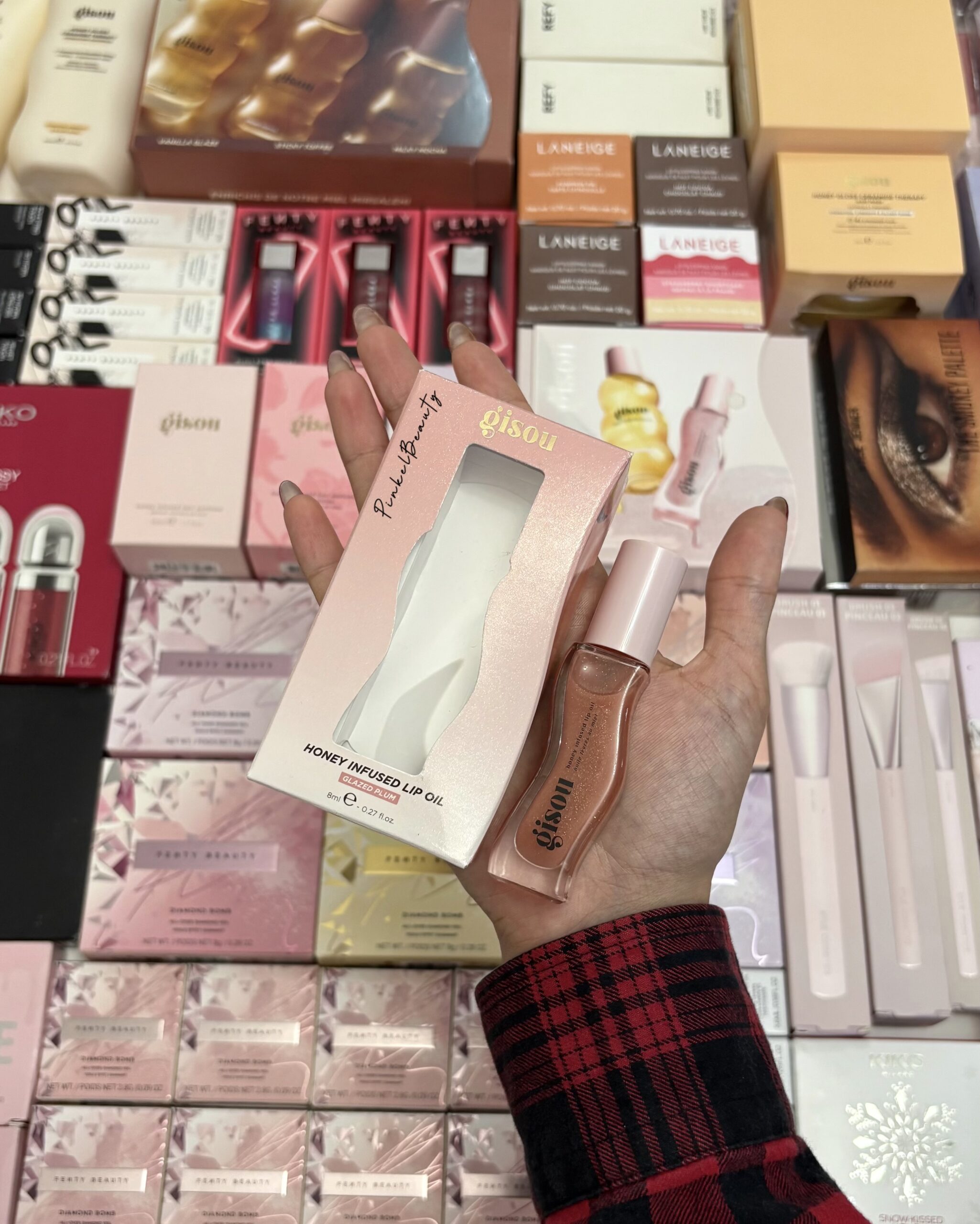 لیپ اویل Gisou