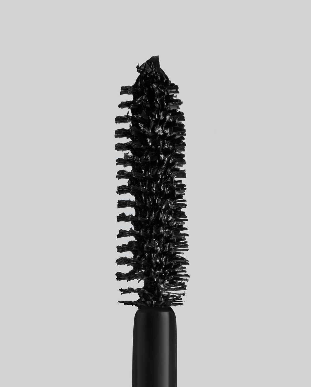 ریمل کایلش Kylie Cosmetics
