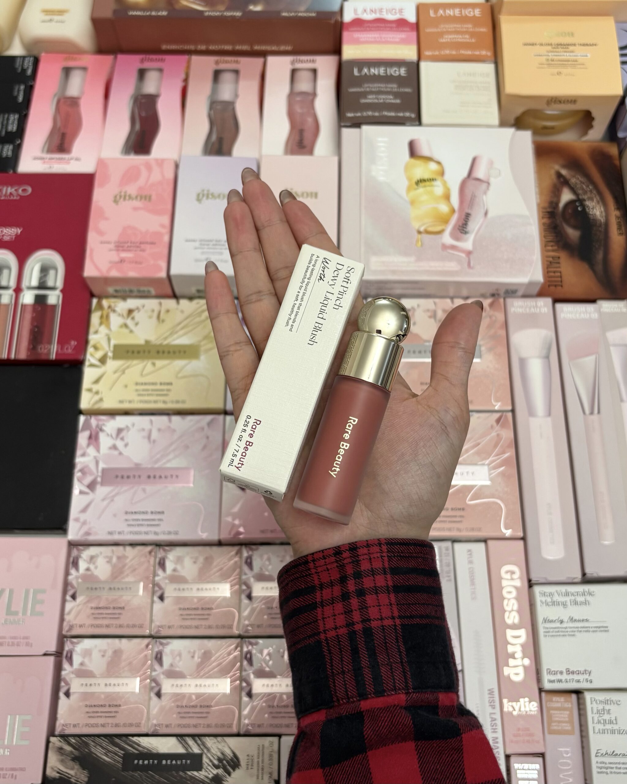 رژگونه مایع Rare Beauty