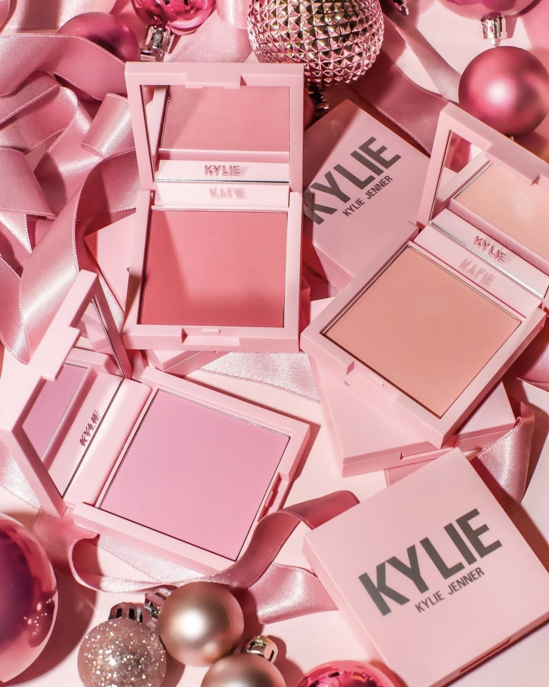 رژگونه پودری Kylie Cosmetics