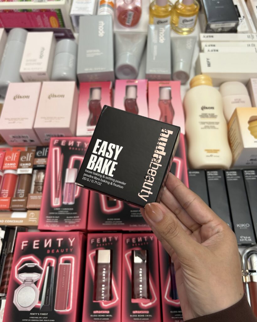 پودر ایزی بیک Huda Beauty