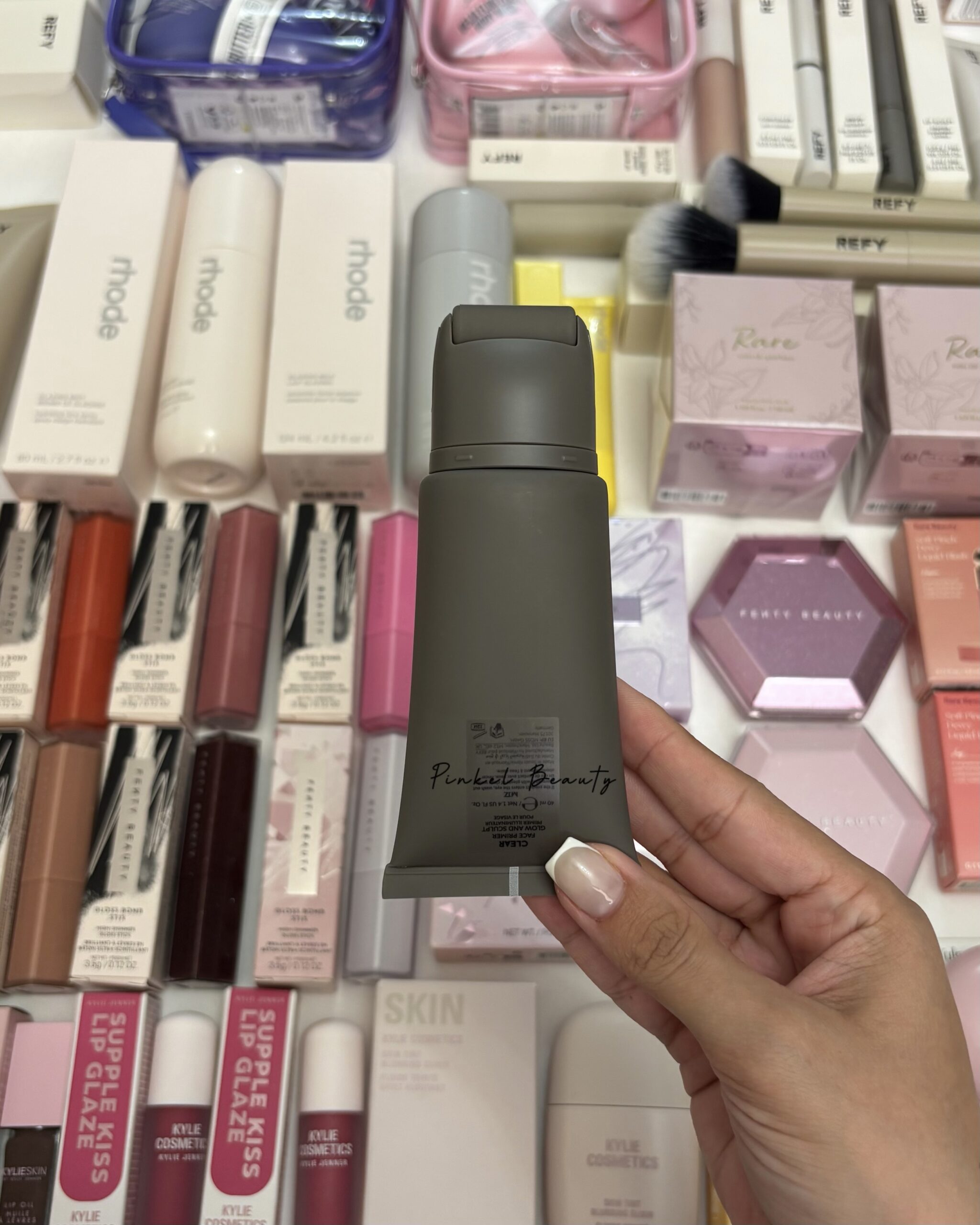 پرایمر Refy Beauty مدل (درخشان کننده و فرم دهنده)