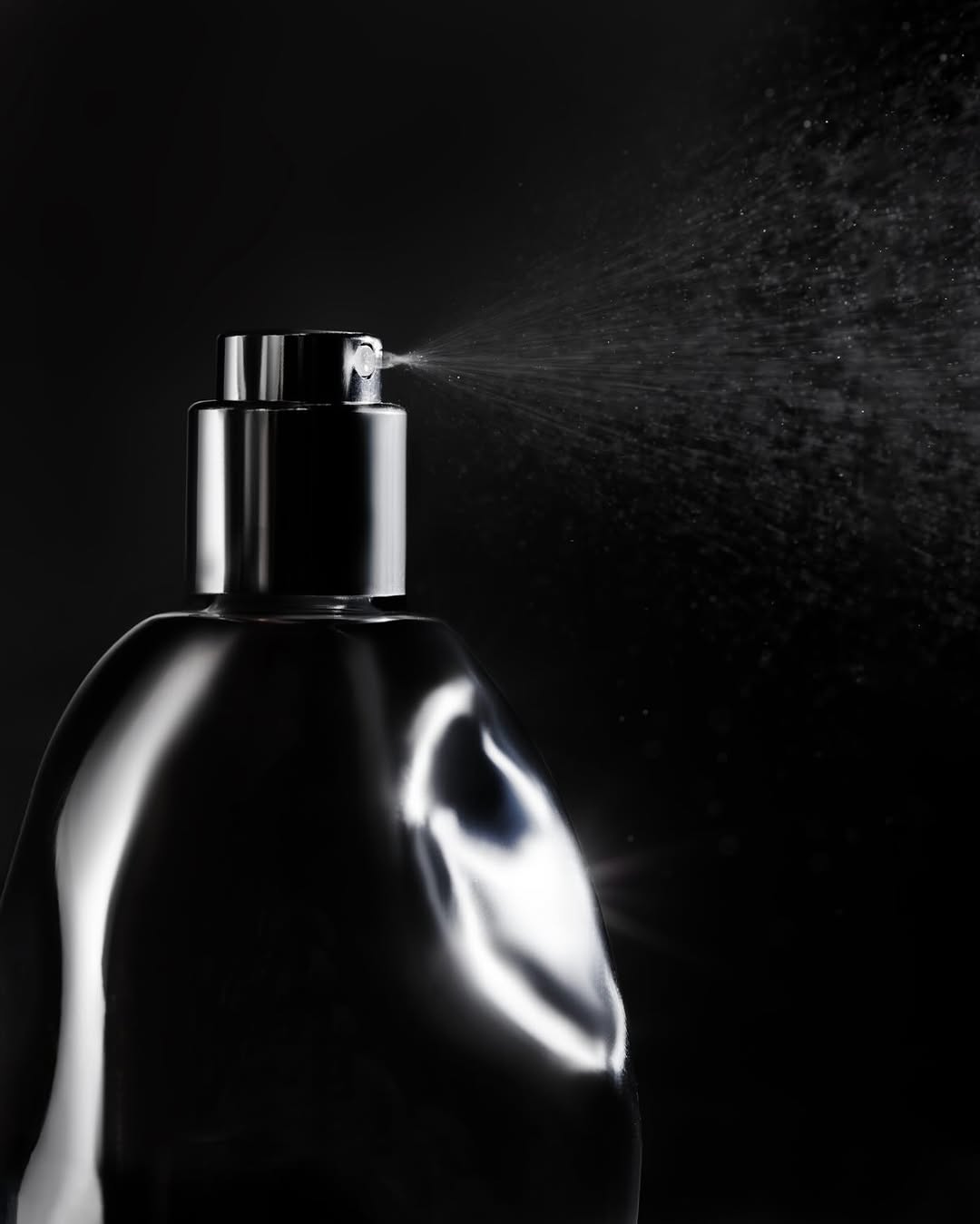 عطر کایلی جنر Cosmic 2.0