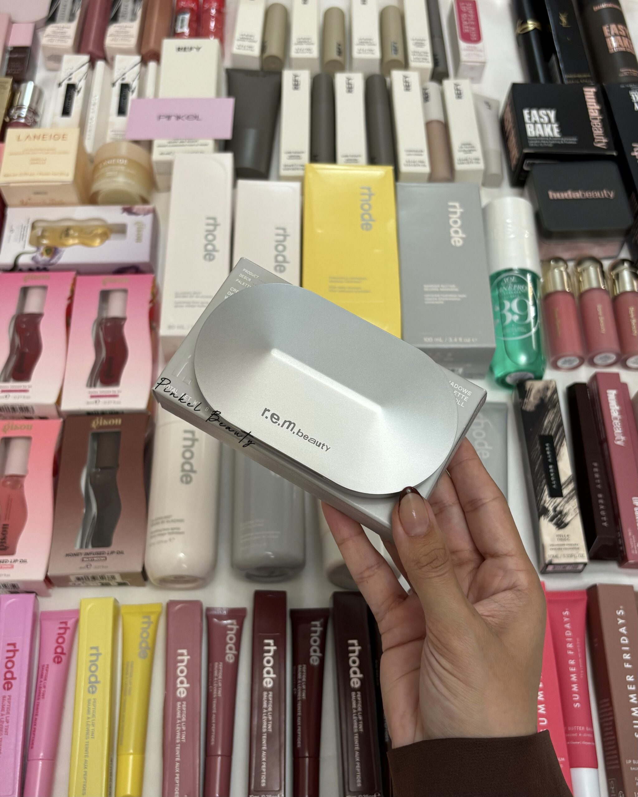 پالت سایه R.E.M Beauty