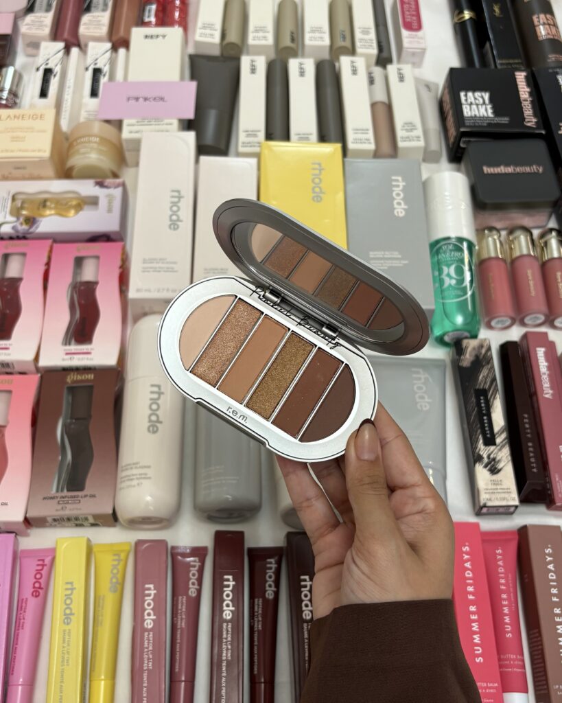 پالت سایه R.E.M Beauty