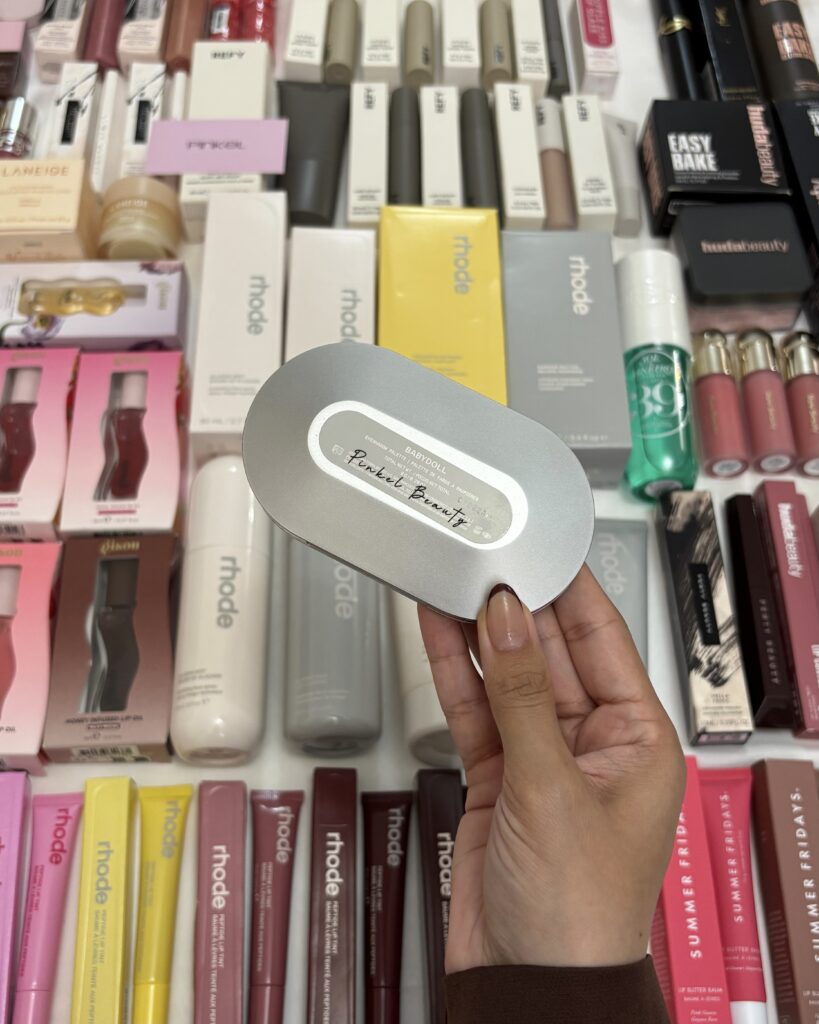 پالت سایه R.E.M Beauty