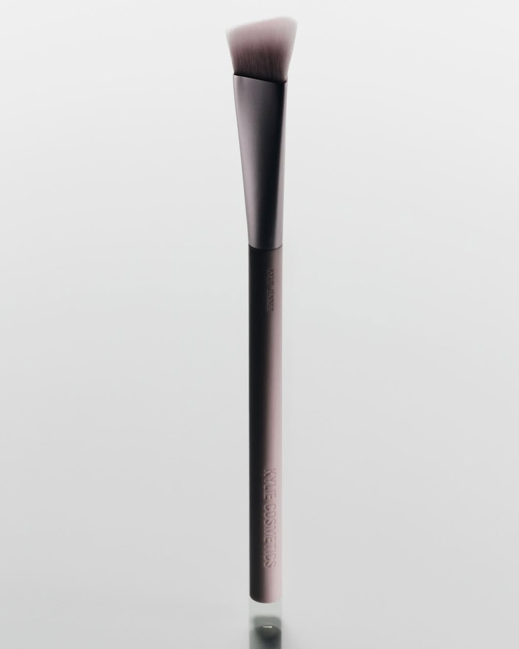 براش کانسیلر Kylie Cosmetics