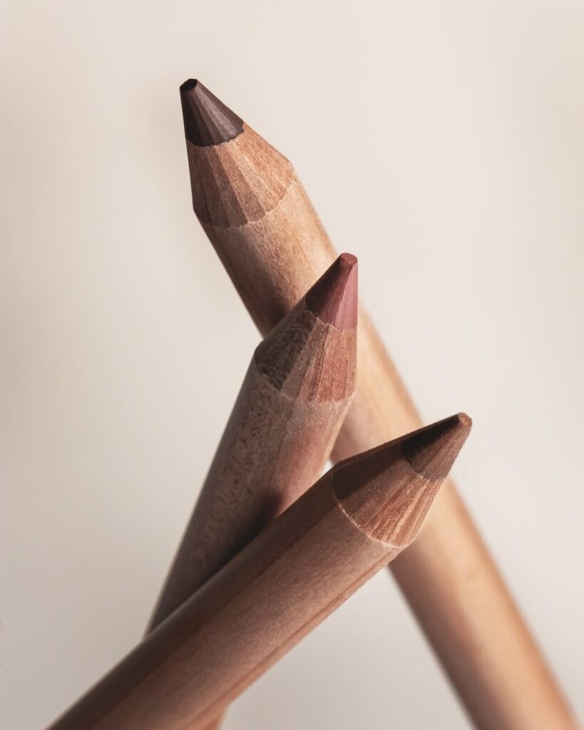 خط لب Kylie Cosmetics