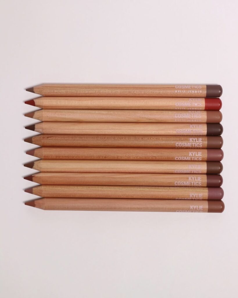 خط لب Kylie Cosmetics