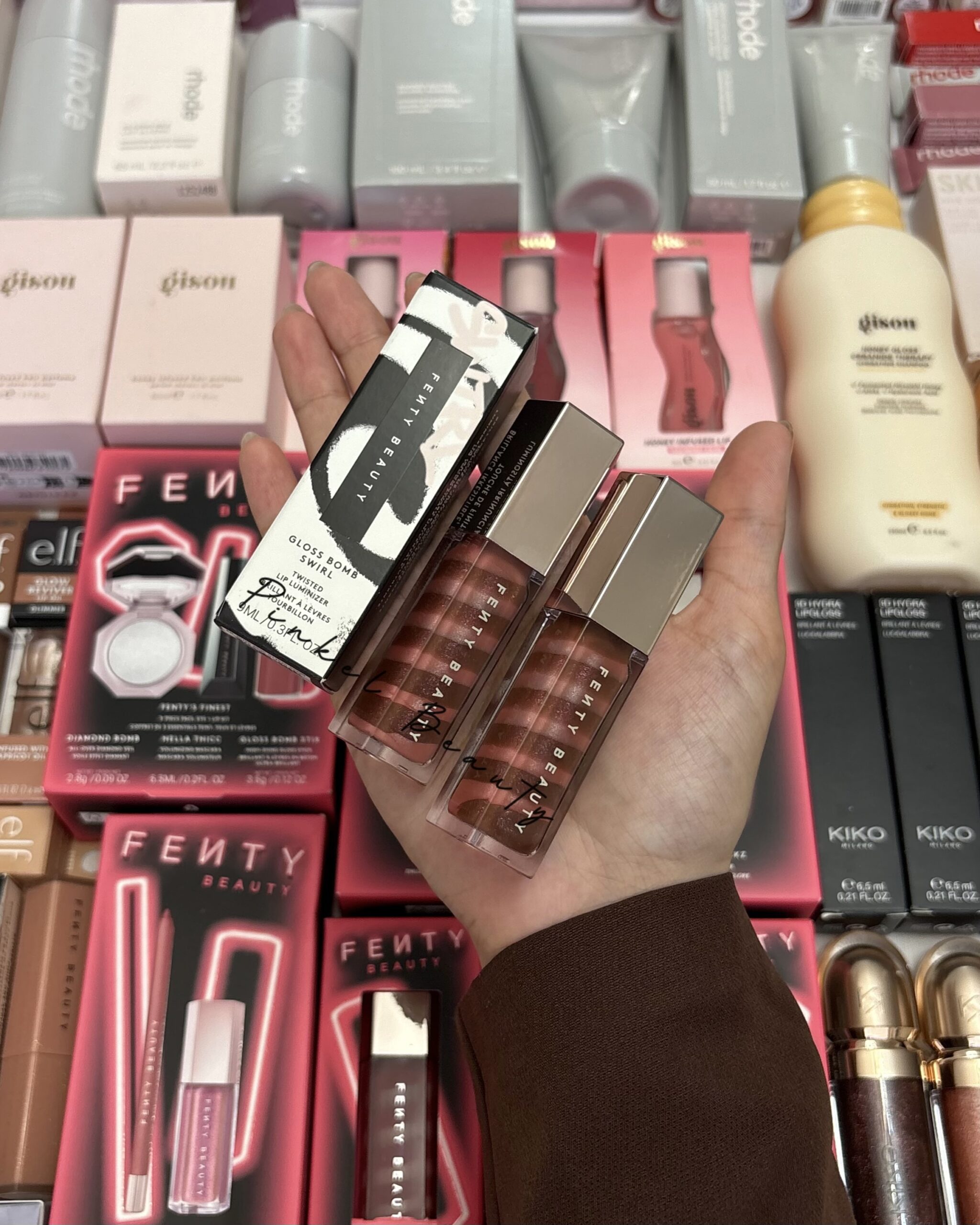 لیپ گلاس Fenty Beauty (محدود)